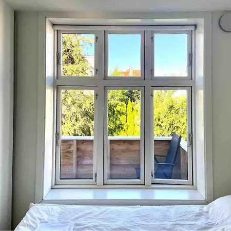 Daire Private With Balcony In *
