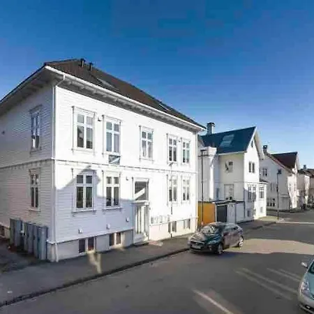 Private With Balcony In Apartment